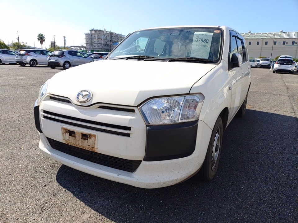 MAZDA FAMILIA