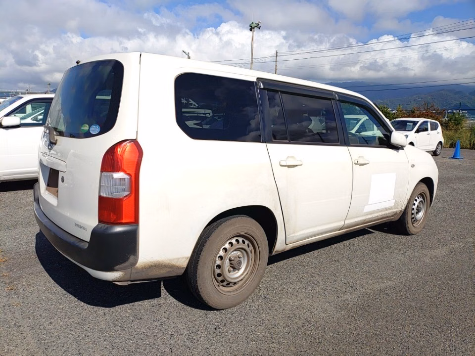 MAZDA FAMILIA