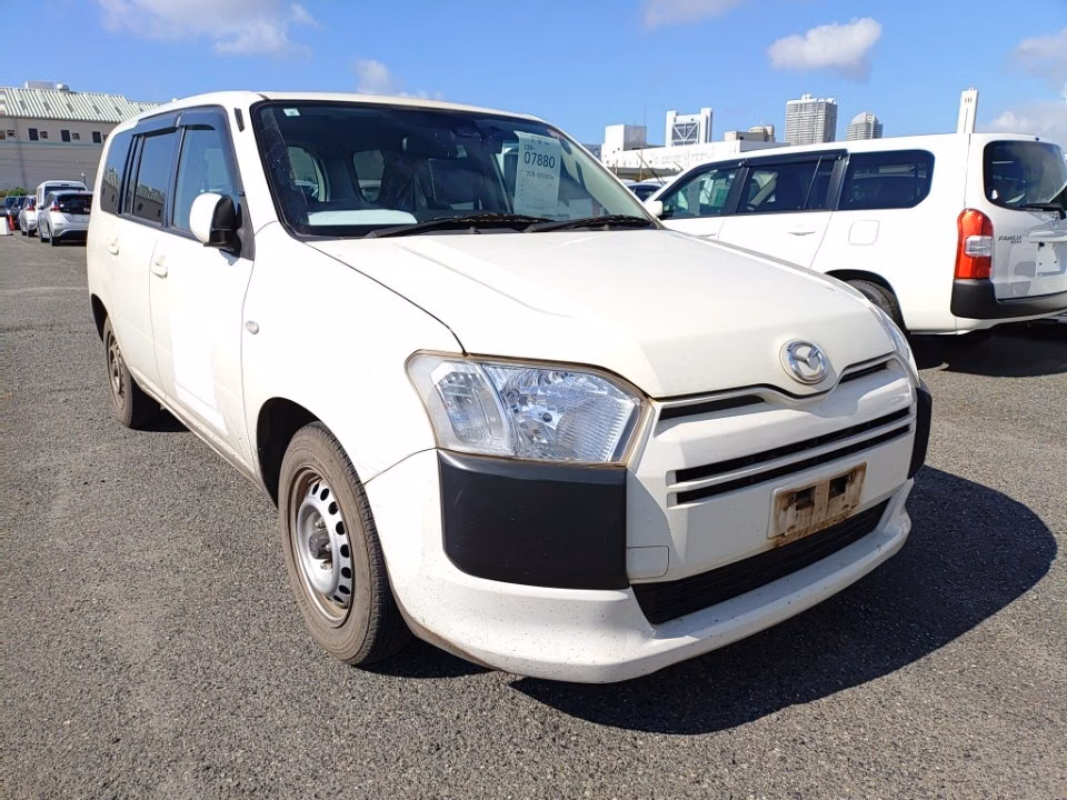 MAZDA FAMILIA