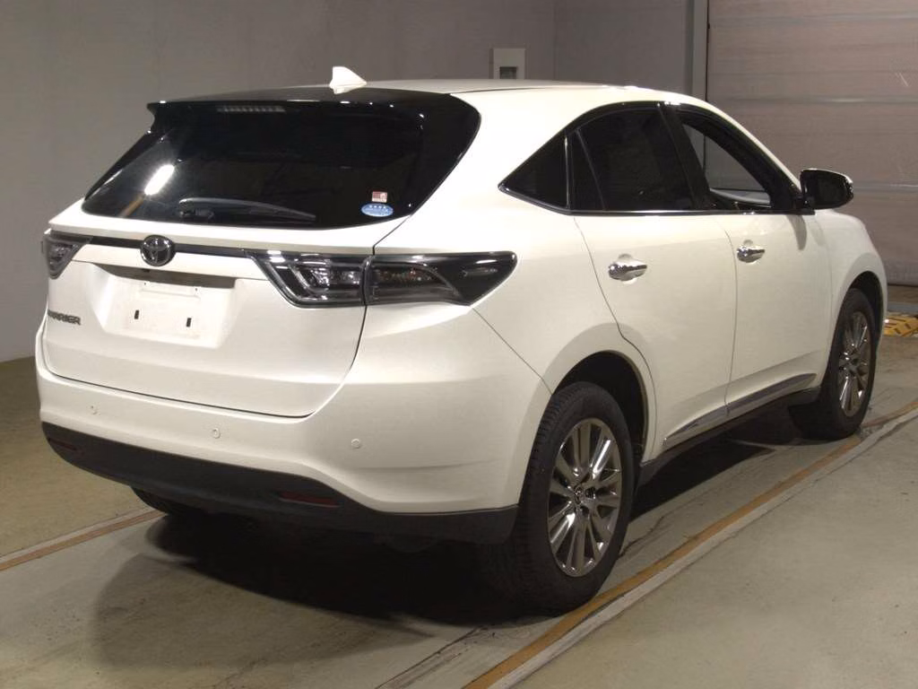 TOYOTA HARRIER