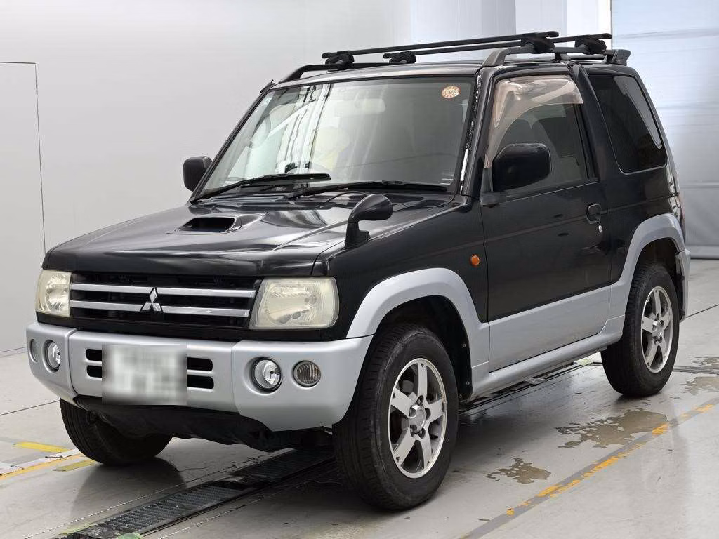 MITSUBISHI PAJERO MINI