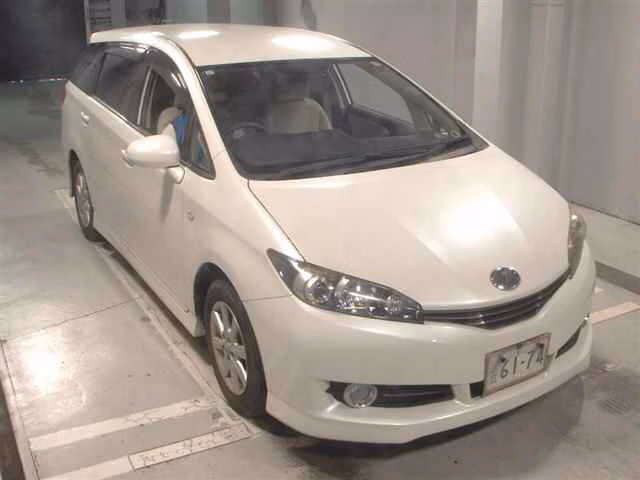TOYOTA WISH