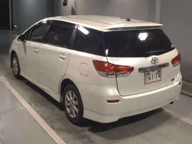 TOYOTA WISH