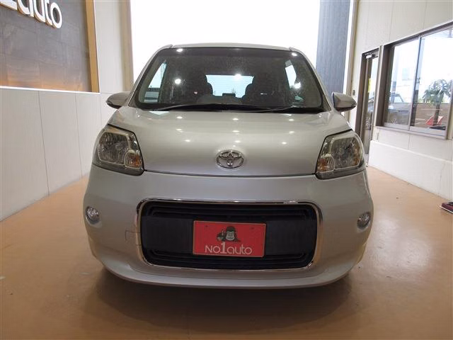 TOYOTA PORTE