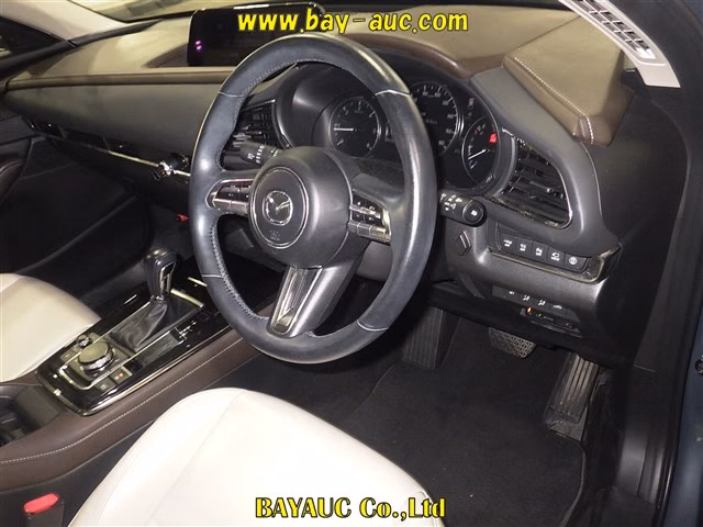 MAZDA CX-30