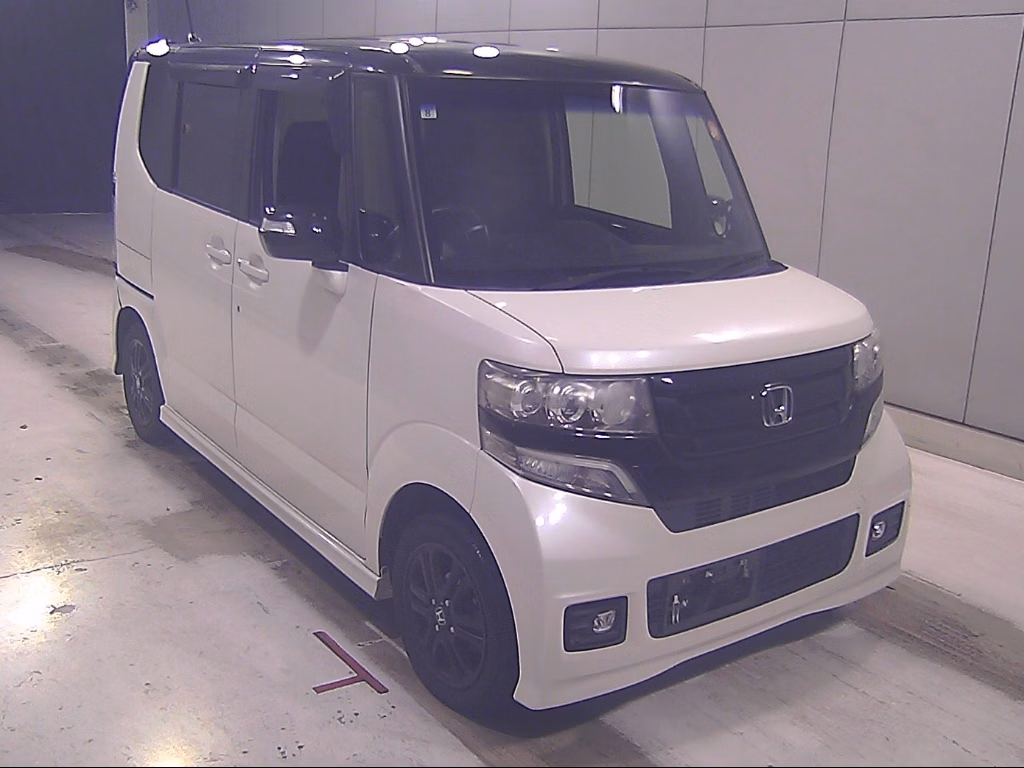 HONDA N-BOX