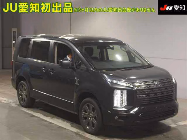 MITSUBISHI DELICA D:5