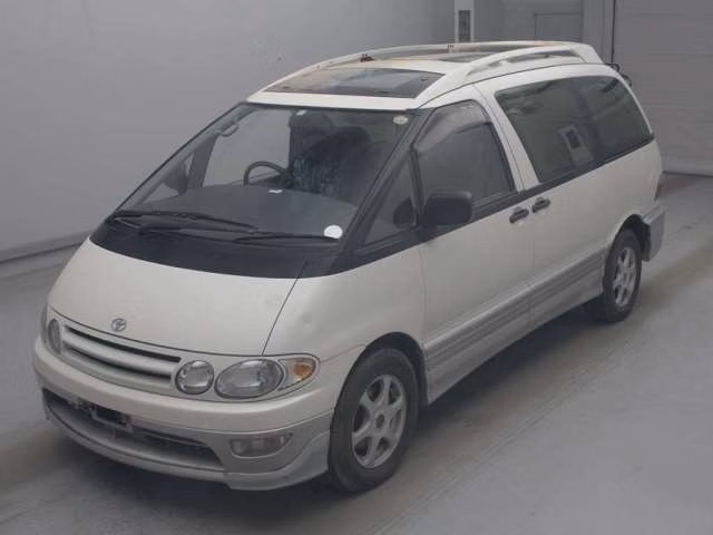 Toyota Estima Lucida