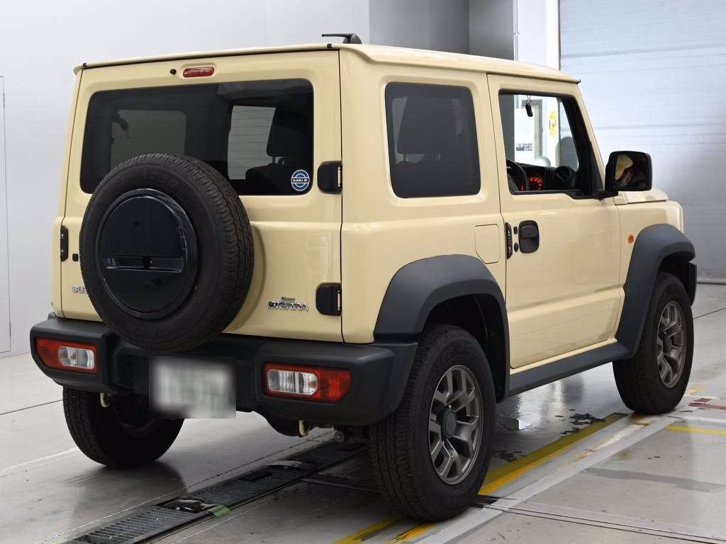 SUZUKI JIMNY SIERRA