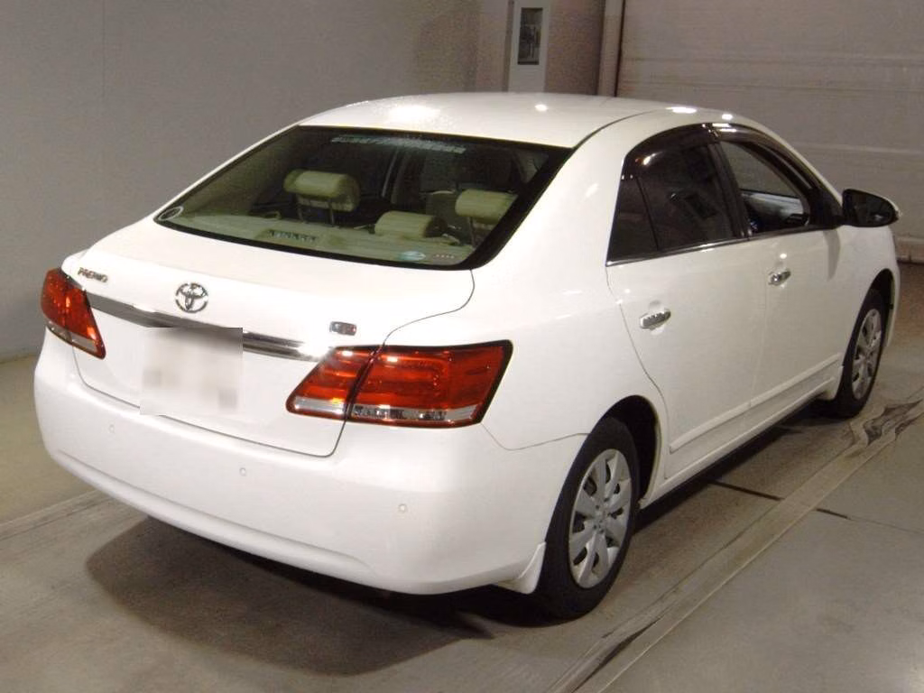TOYOTA PREMIO