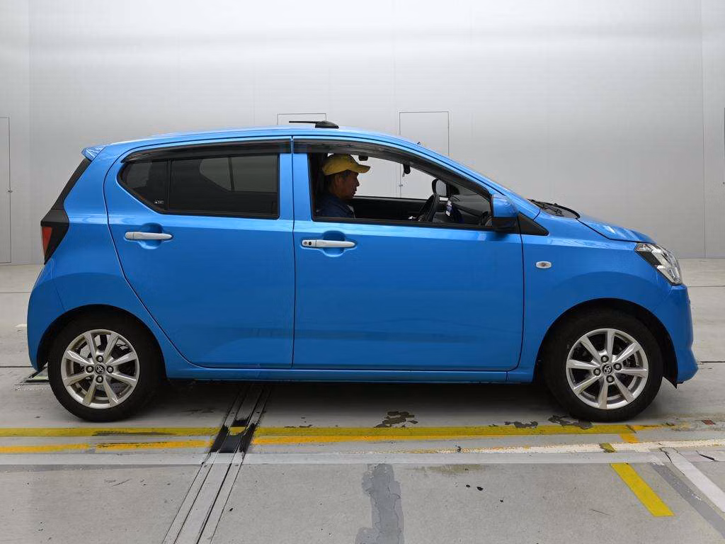 TOYOTA PIXIS EPOCH