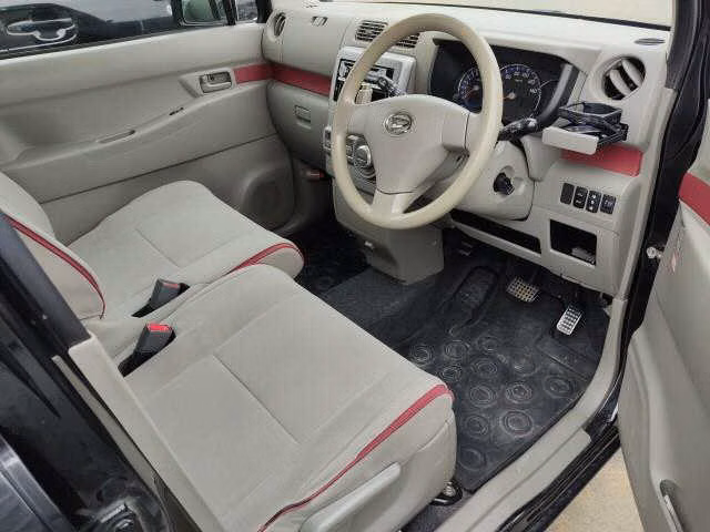 DAIHATSU MOVE CONTE