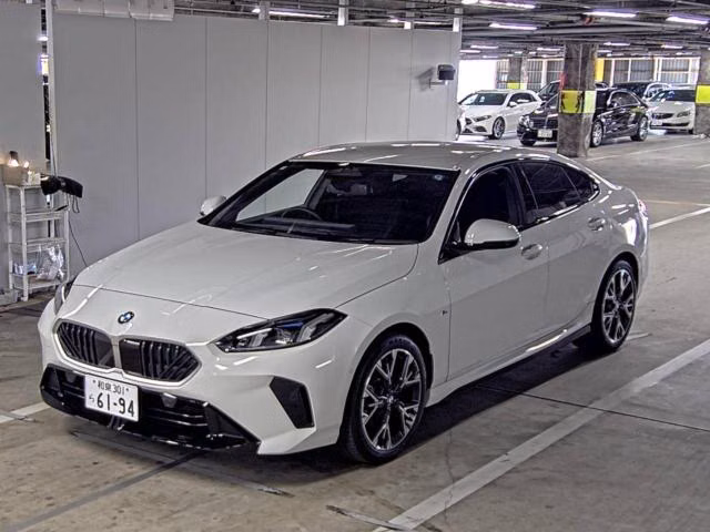 BMW 1-SERIES