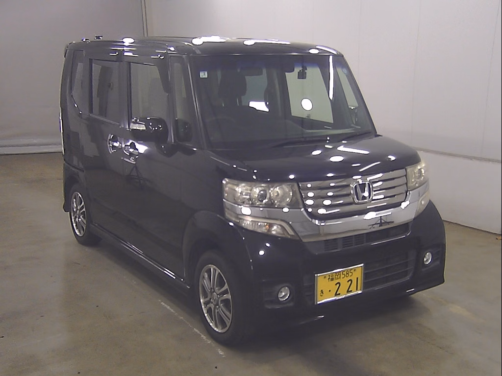 HONDA N-BOX