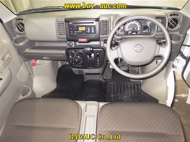 NISSAN NV100 CLIPPER