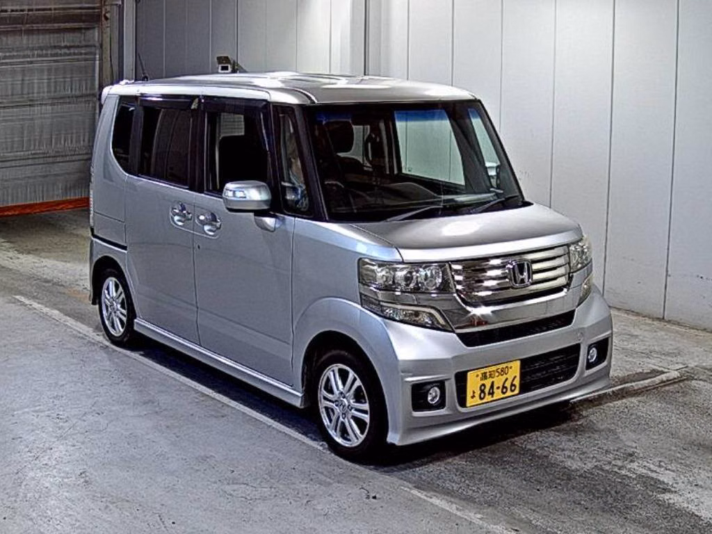 HONDA N-BOX