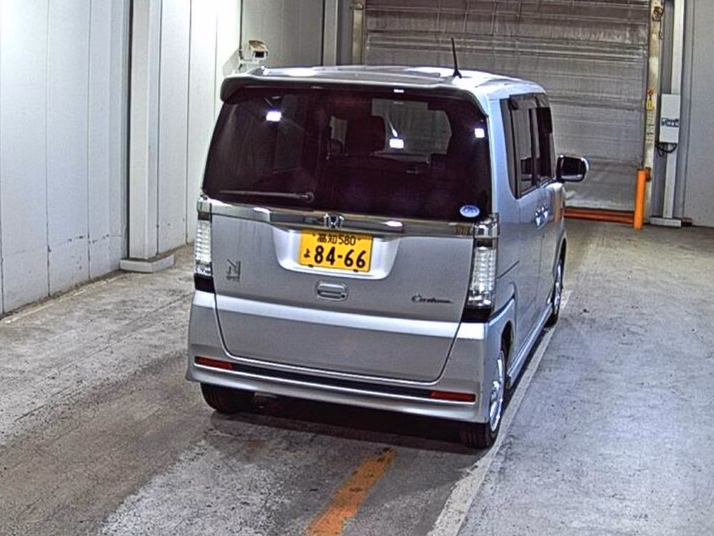 HONDA N-BOX