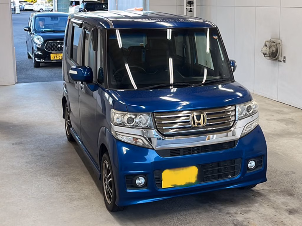 HONDA N-BOX