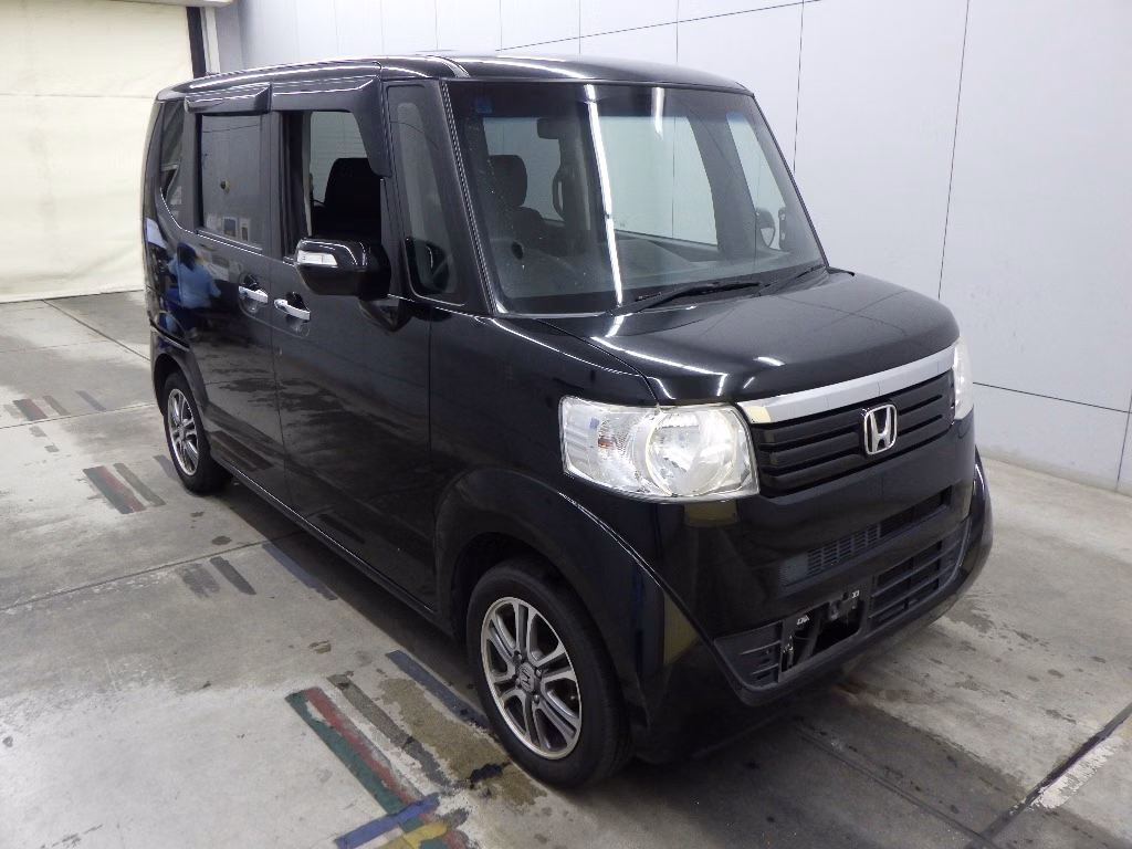 HONDA N-BOX