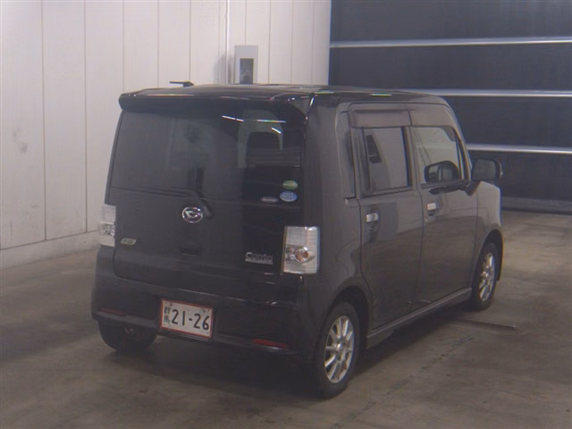 DAIHATSU MOVE CONTE