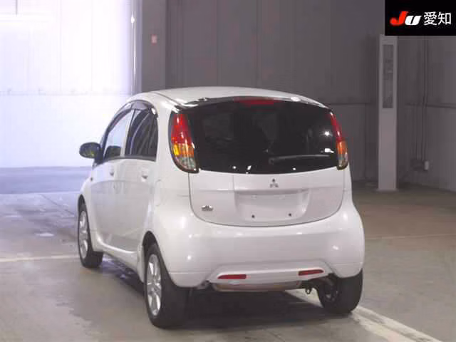 MITSUBISHI I