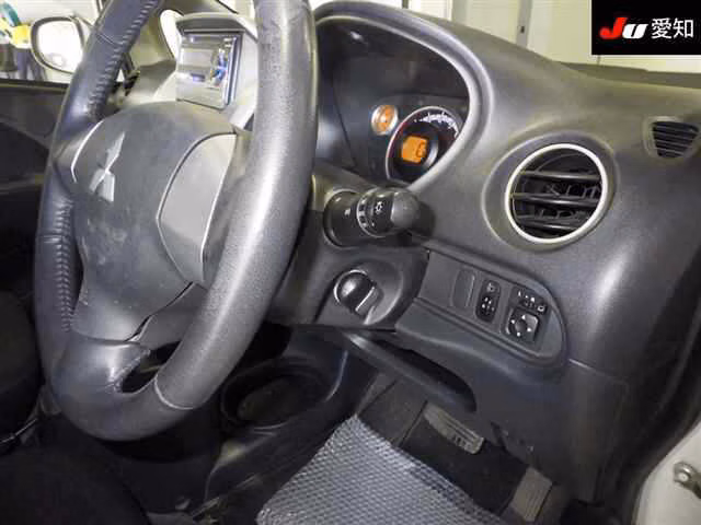 MITSUBISHI I