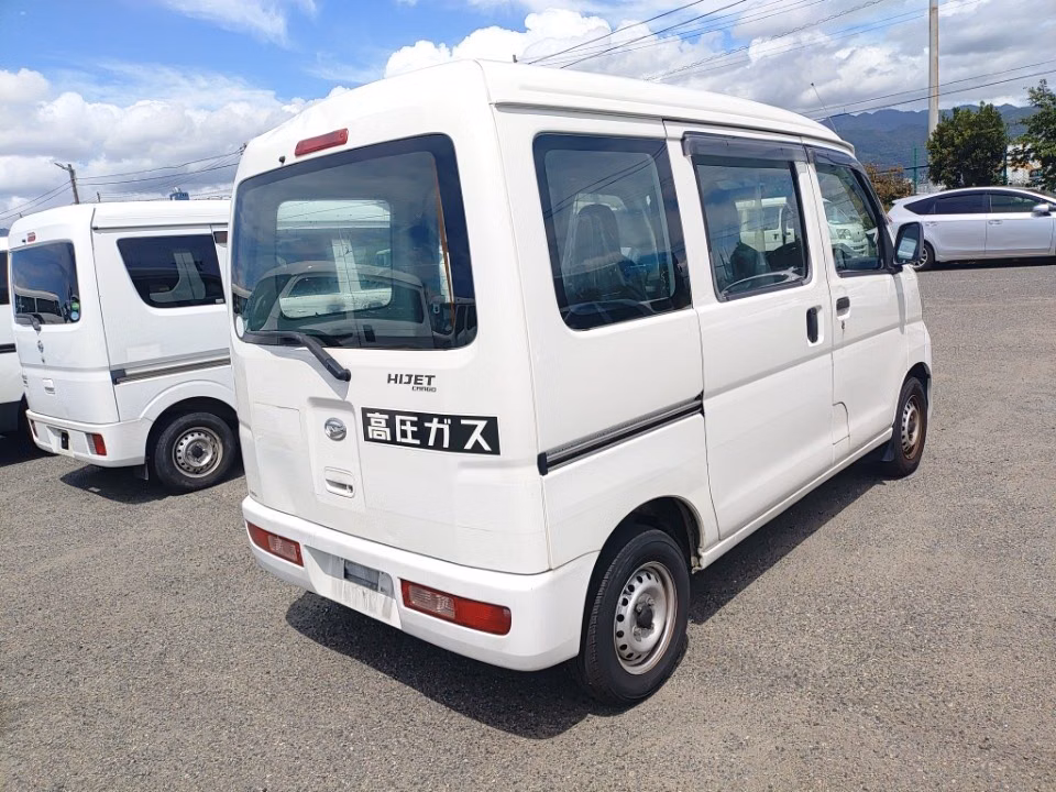DAIHATSU HIJET