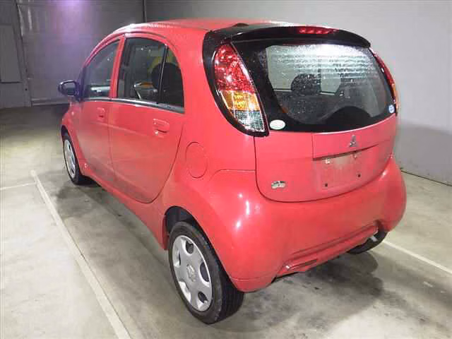 MITSUBISHI I