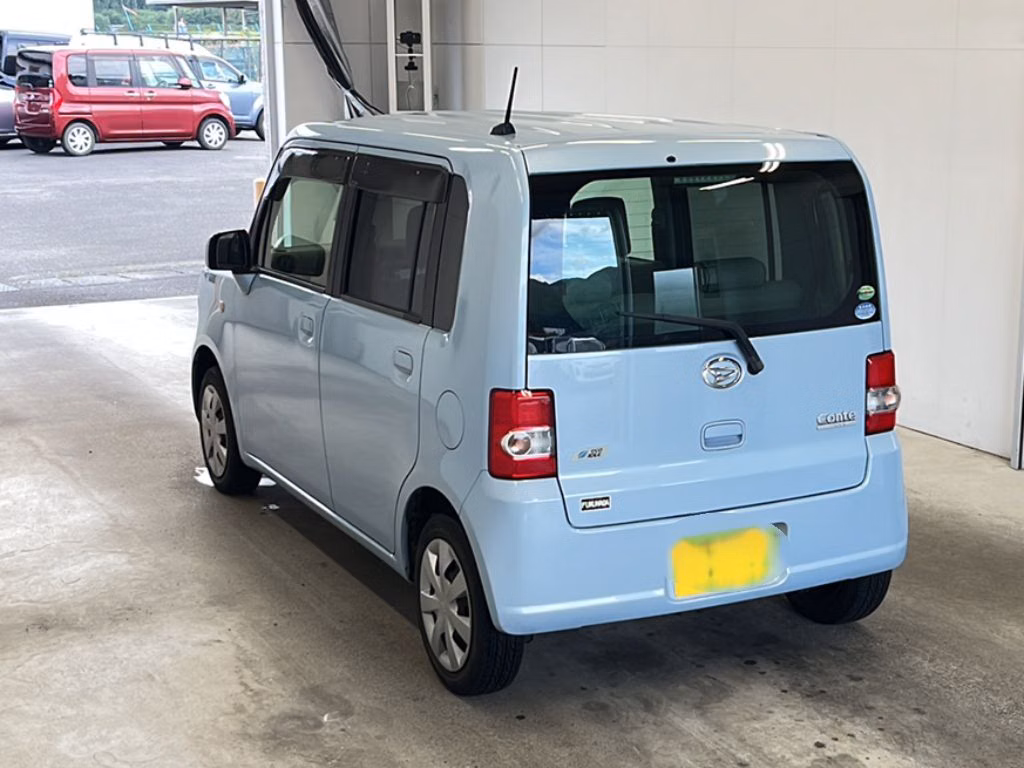DAIHATSU MOVE CONTE