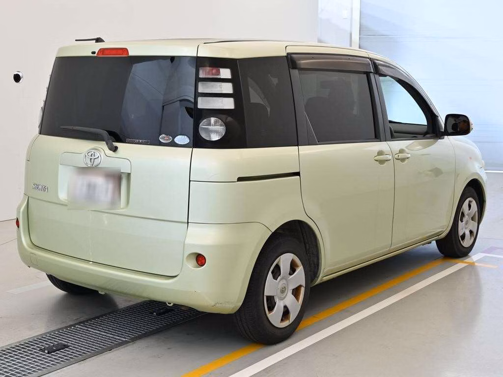 TOYOTA SIENTA