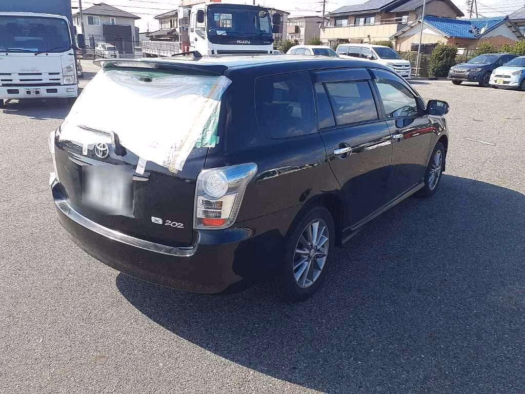 TOYOTA COROLLA FIELDER
