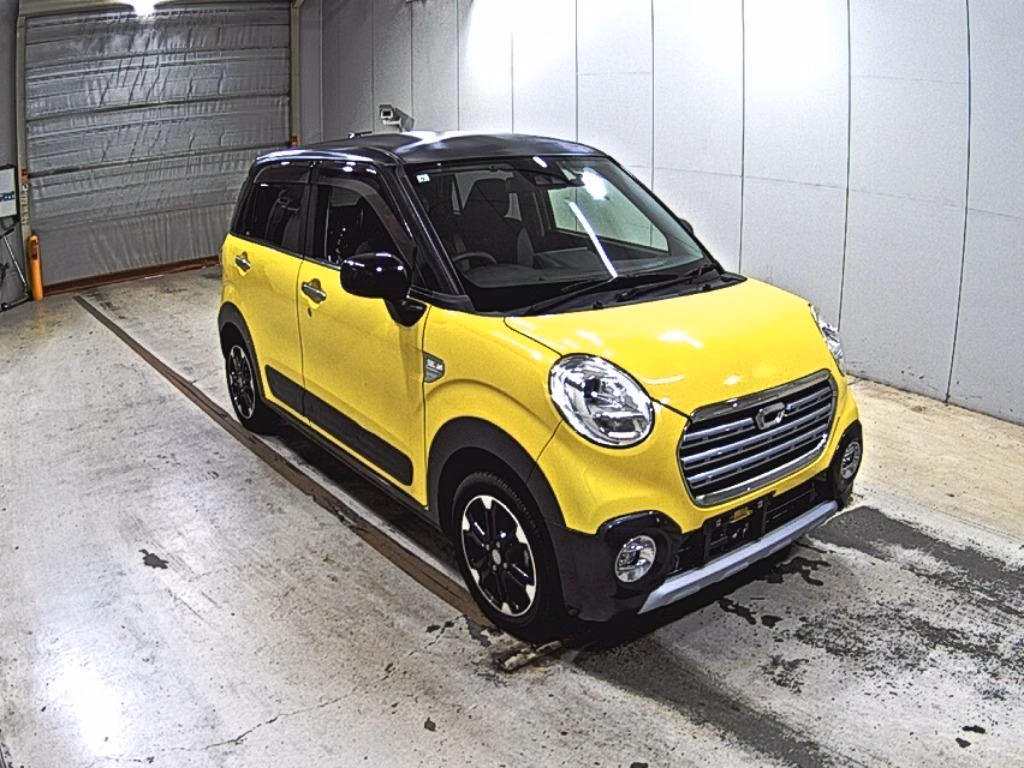 DAIHATSU CAST