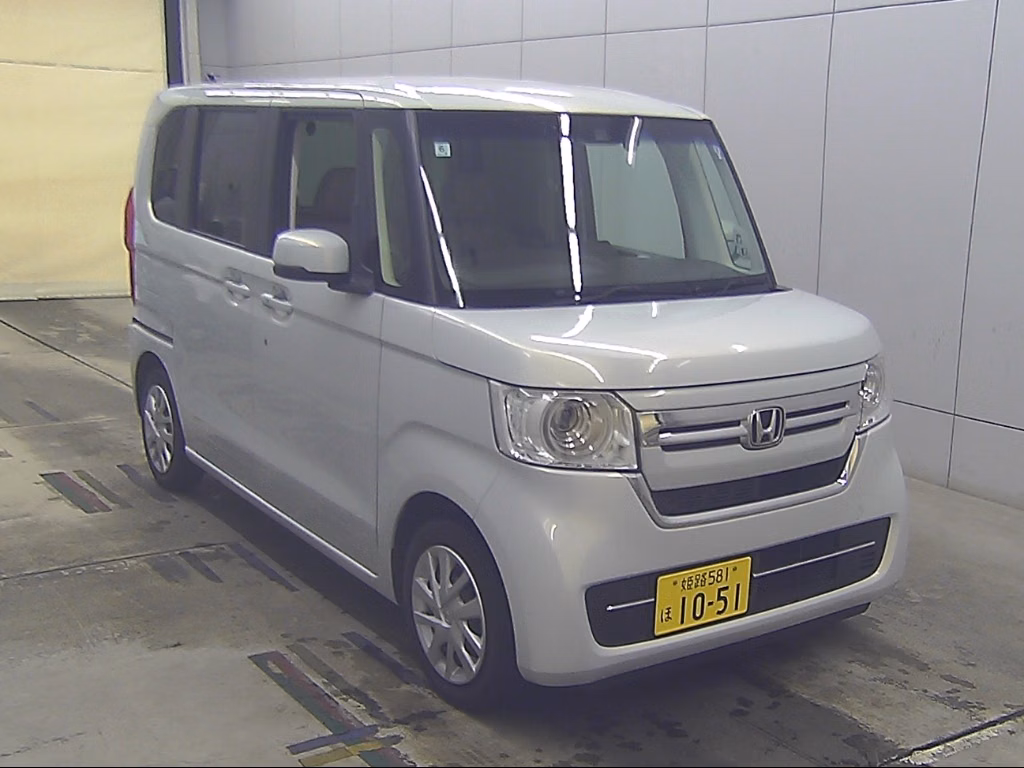 HONDA N-BOX