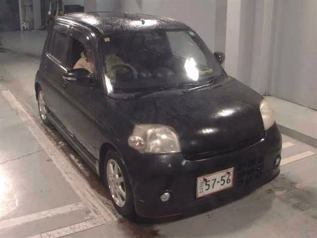 DAIHATSU ESSE