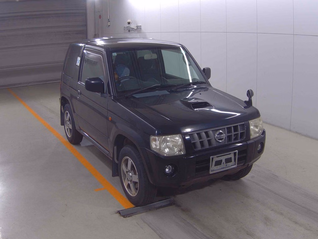 NISSAN KIX