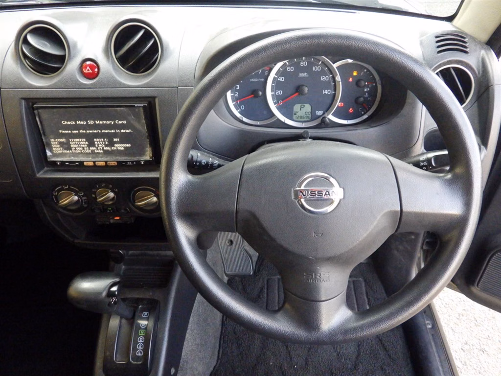 NISSAN KIX