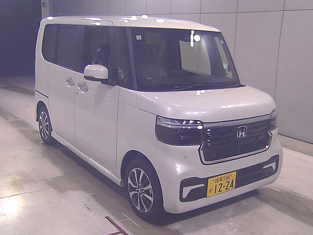 HONDA N-BOX
