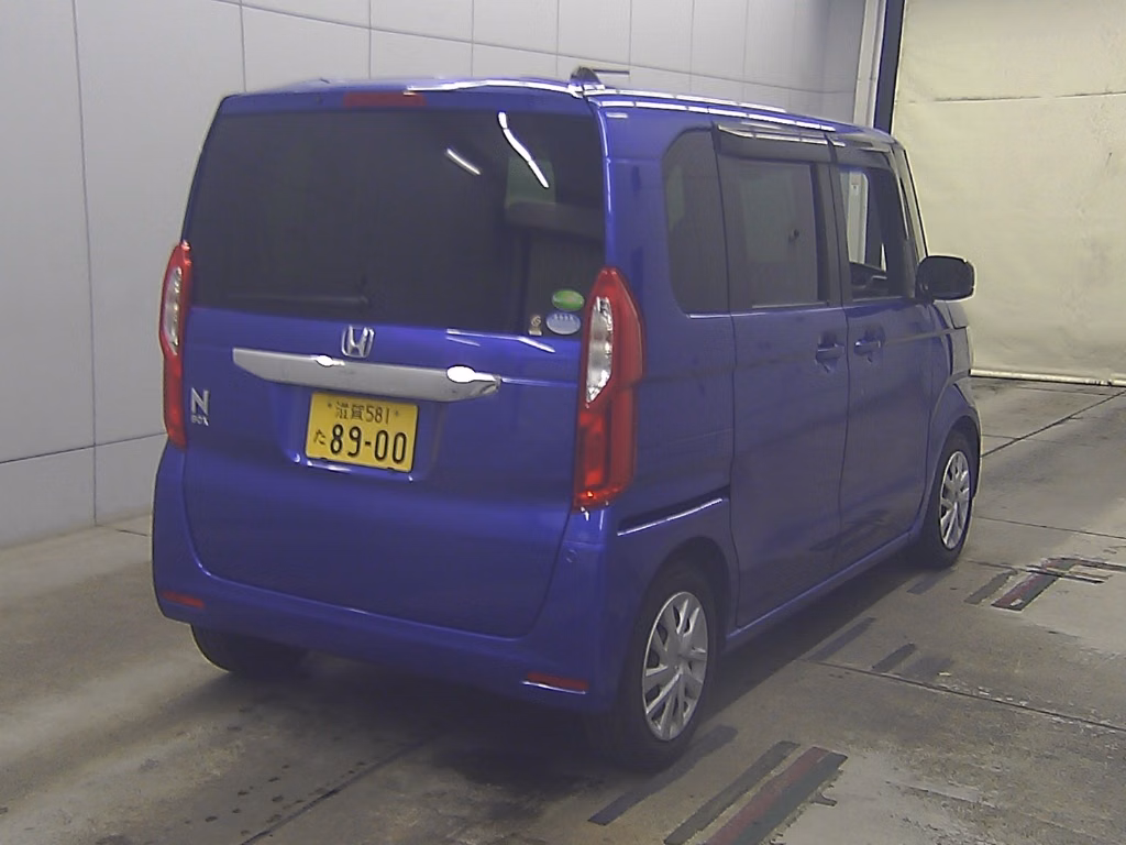 HONDA N-BOX