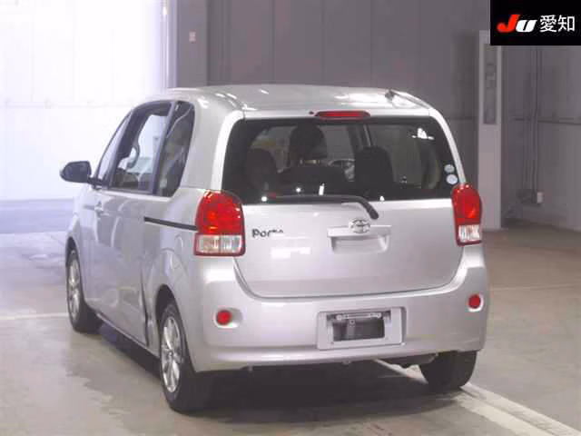 TOYOTA PORTE