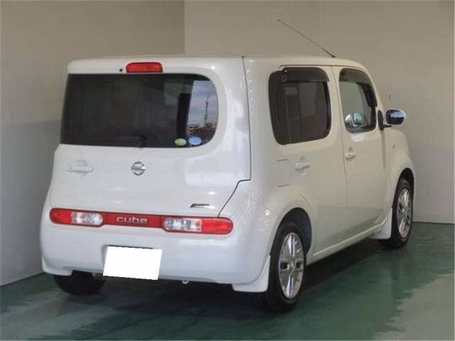 NISSAN CUBE