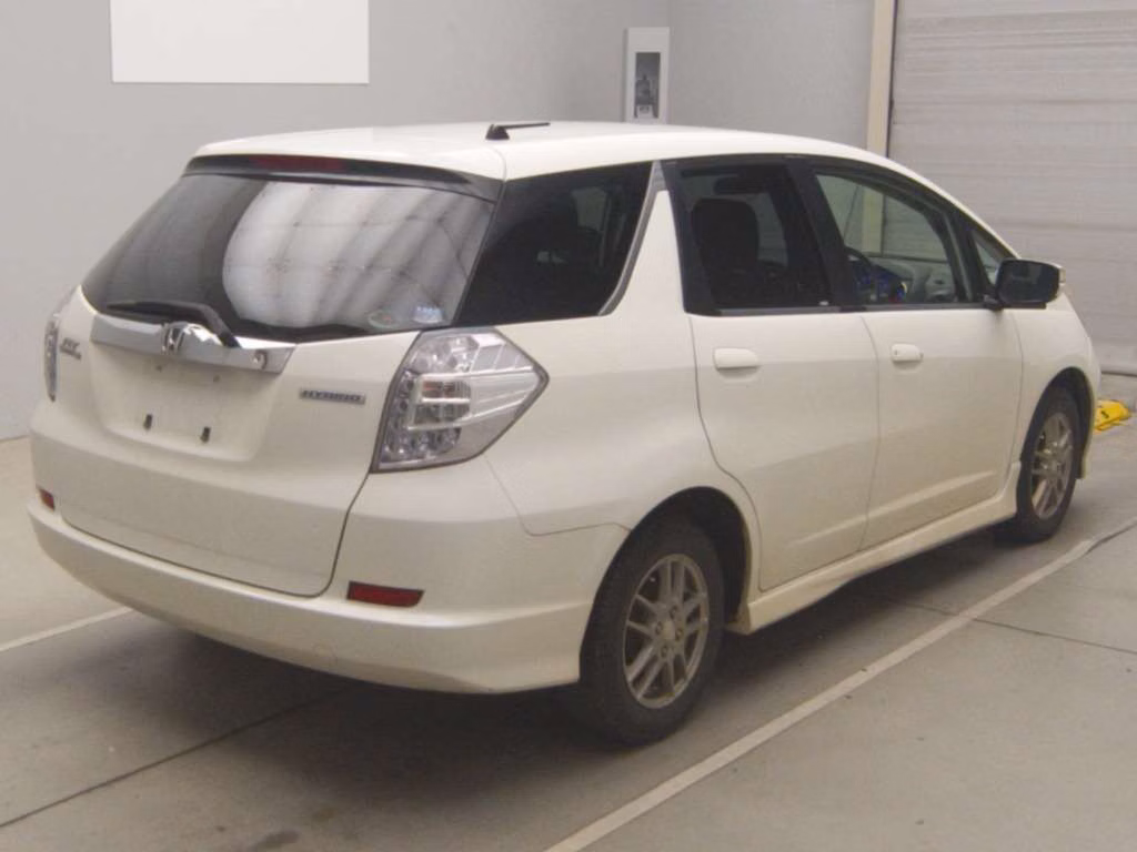 HONDA FIT SHUTTLE