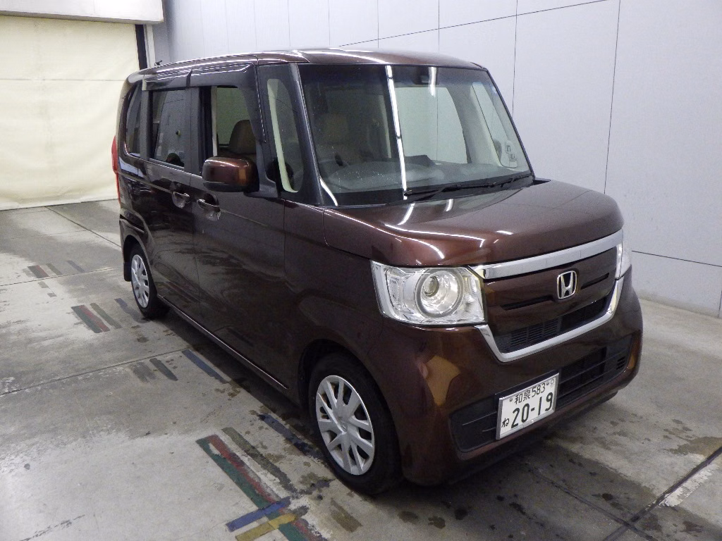 HONDA N-BOX
