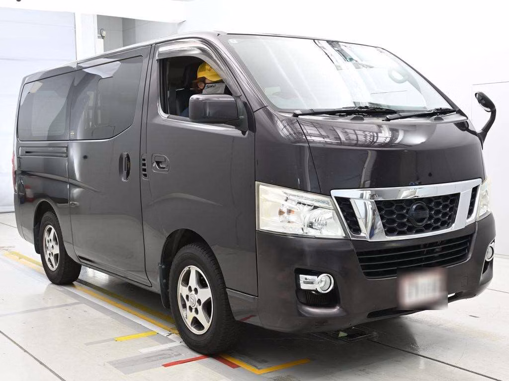 NISSAN NV350 CARAVAN