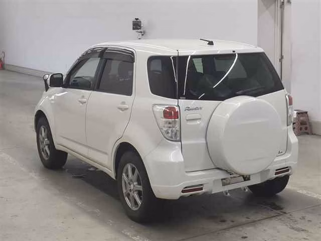 TOYOTA RUSH