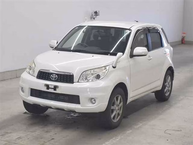TOYOTA RUSH