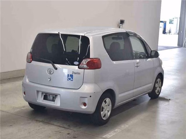 TOYOTA PORTE