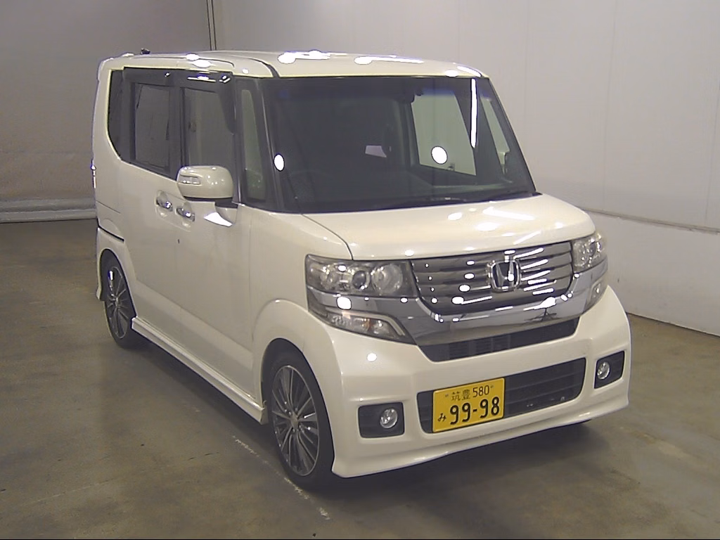 HONDA N-BOX