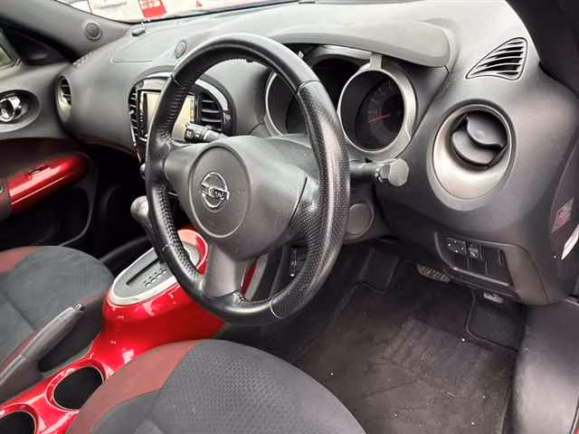 NISSAN JUKE