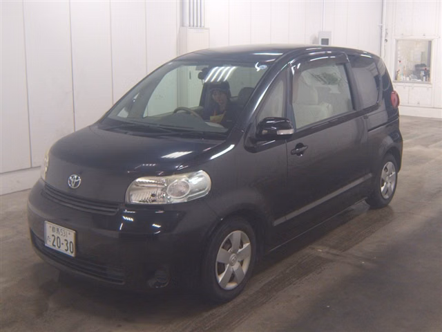 TOYOTA PORTE