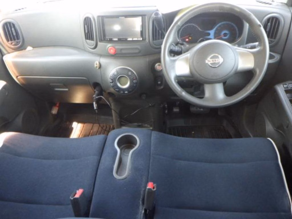 NISSAN CUBE